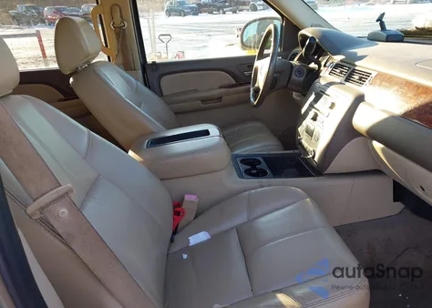 2009 GMC Yukon Slt2 z USA, uszkodzony, nr VIN 1GKFK33089R272651